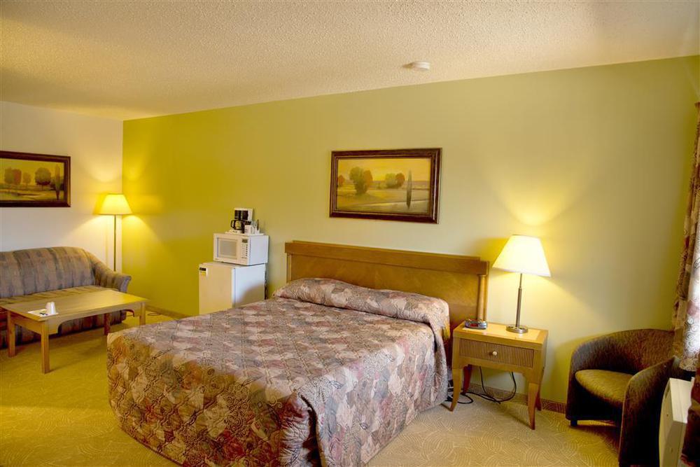 Canadas Best Value Inn Уайткорт Номер фото